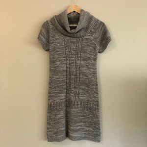 🍍**3 𝙁𝙊𝙍 $15** Adorable Lightweight Sweater Dress!